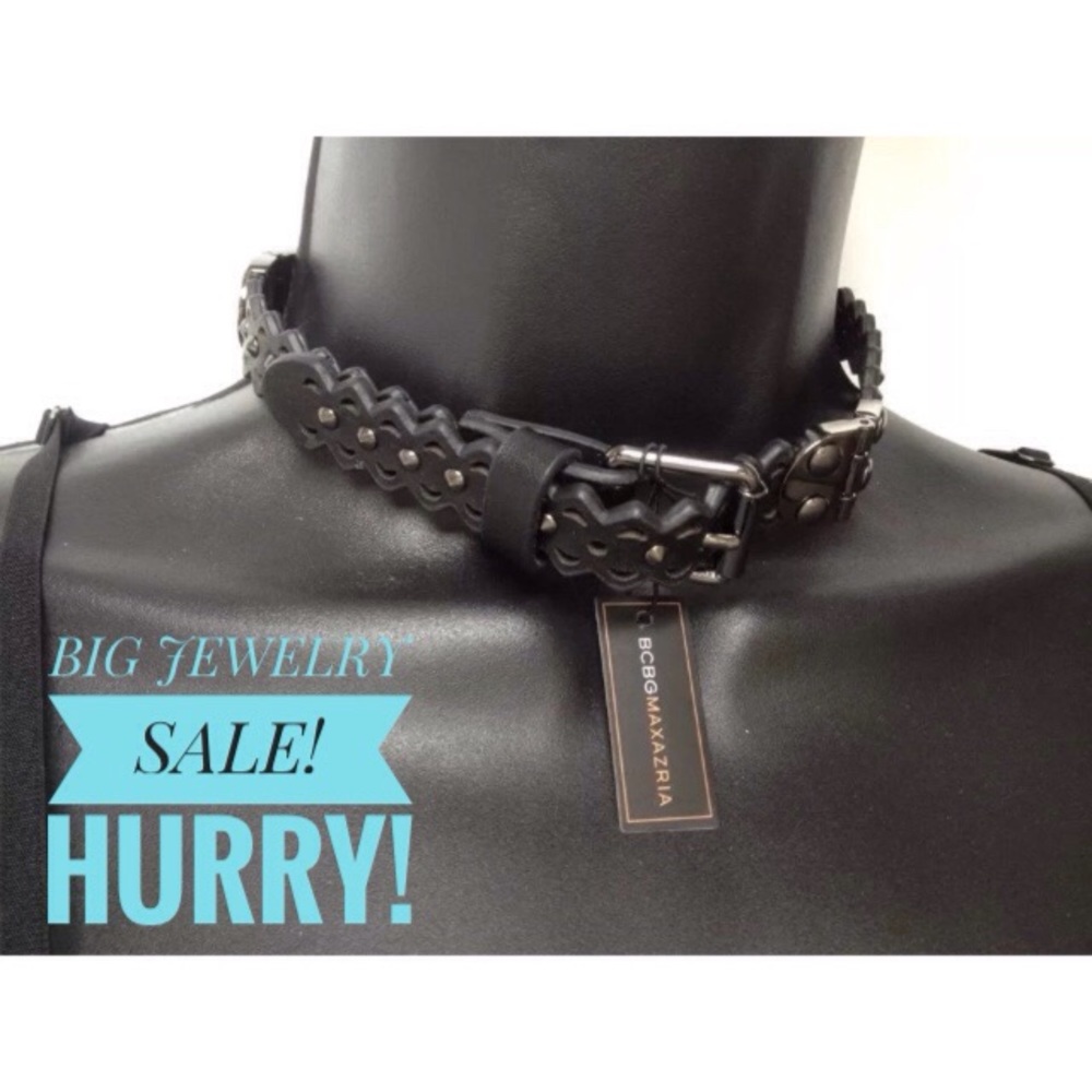BCBG CHOKER COLLAR NECKLACE BLACK STUDDED CUTOUT